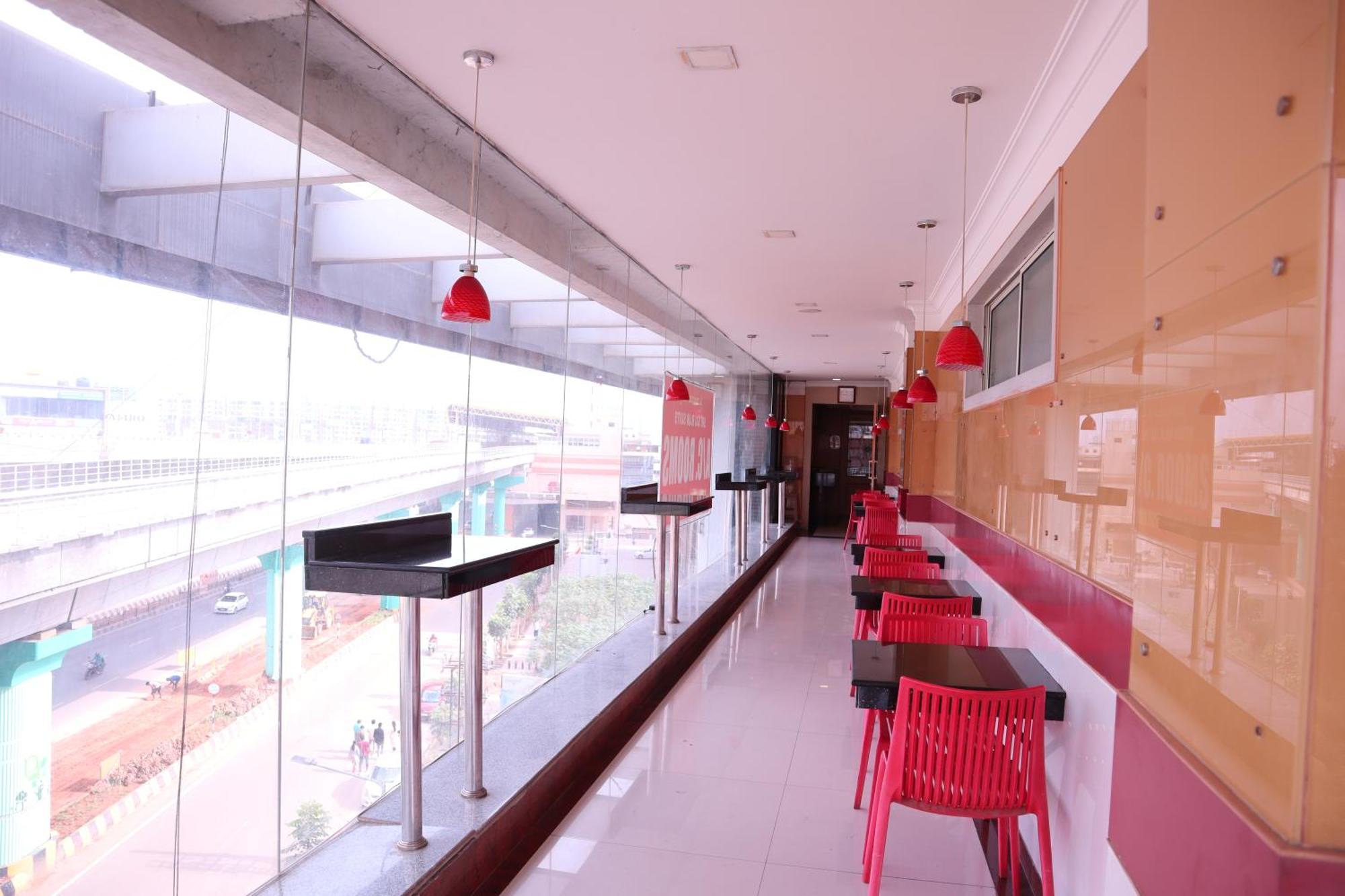 Sri Sai Ram Suites Bangalore Exteriör bild